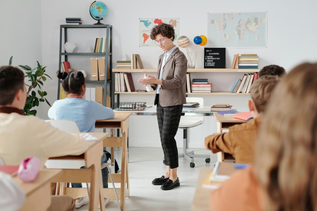 Nuo rugsėjo startuoja nauja Pedagogo padėjėjo modulinė profesinio mokymo programa